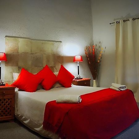 Kwambali Riverside Lodge Hazyview Luaran gambar